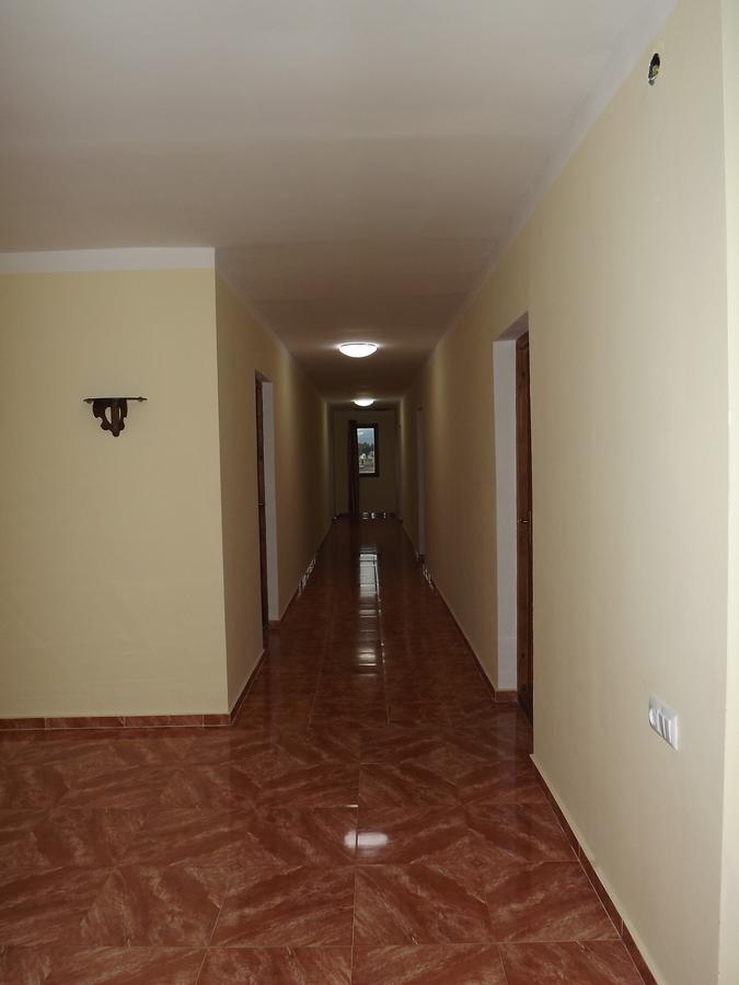 Hotel Emocia Натахтари Экстерьер фото